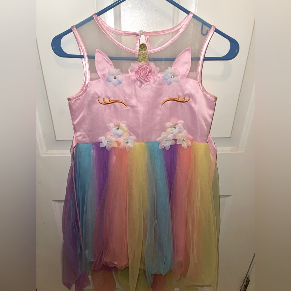 Girls dress